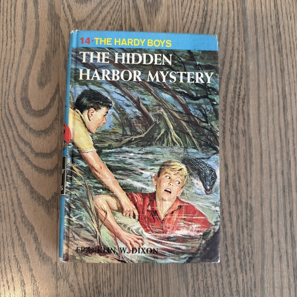 Vtg - The Hardy Boys #14 The Hidden Harbor Mystery  by Franklin W. Dixon - 1961